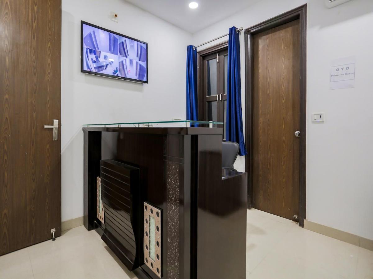 Oyo 74279 Prime Inn Rohini Deli Exterior foto
